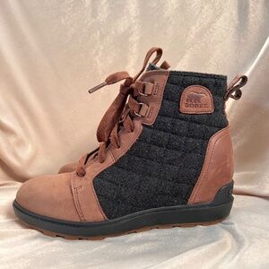 Sorel lace up ankle boots